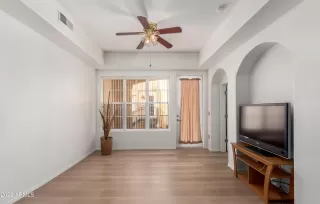 Photo #1: 6913567 Listing 