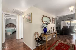 Photo #5: 6913628 Listing 