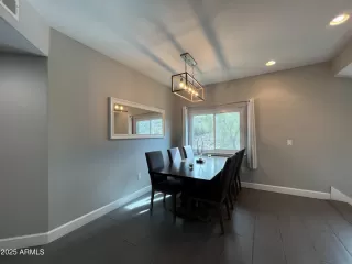 Photo #4: 6913698 Listing