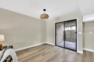 Photo #5: 6913718 Listing 