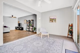 Photo #5: 6913813 Listing 