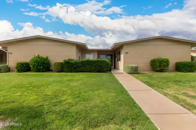 MLS: 6914275 Condo For Sale