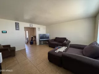 Photo #2: 6914444 Listing 