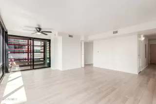 Photo #3: 6914510 Listing 