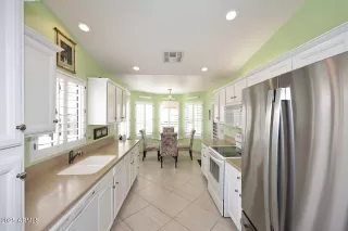 Photo #2: 6914516 Listing 