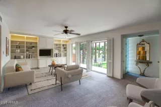 Photo #4: 6914537 Listing