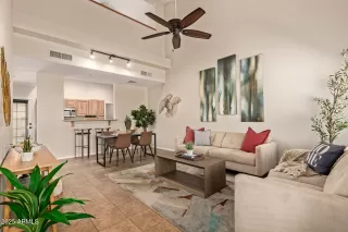 Photo #1: 6914545 Listing