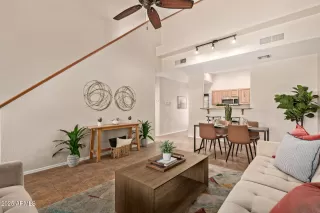 Photo #3: 6914545 Listing