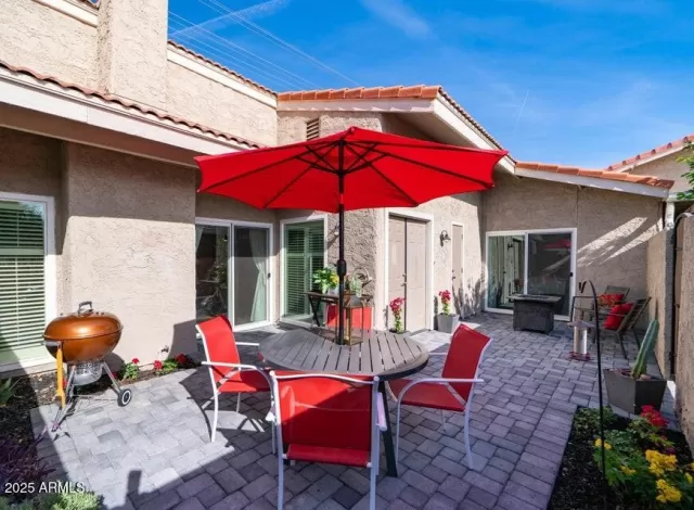MLS: 6914679 Condo For Sale