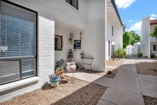 Photo #2: 6914753 Listing 