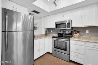 Photo #5: 6914753 Listing 