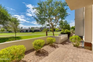 Photo #4: 6914795 Listing