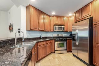 Photo #4: 6914826 Listing 