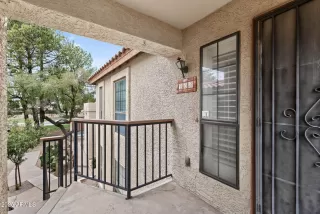 Photo #1: 6914857 Listing 