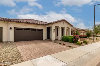 Photo #1: 6914864 Listing