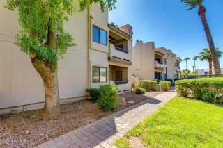 More Details about MLS # 6915047 : 3640 N 38TH STREET#205