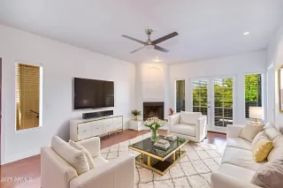 Photo #5: 6915047 Listing 