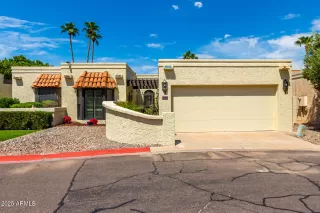 Photo #3: 6915114 Listing