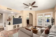 Photo #4: 6915114 Listing