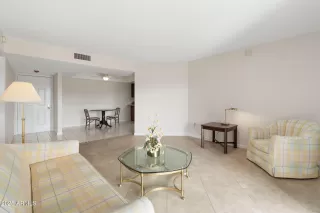 Photo #2: 6915124 Listing 
