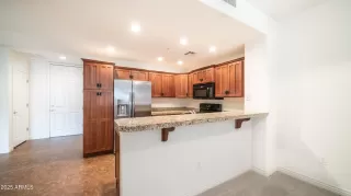 Photo #1: 6915161 Listing 