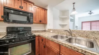 Photo #2: 6915161 Listing 