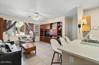 Photo #1: 6915200 Listing