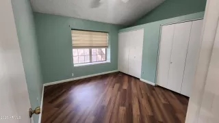 Photo #4: 6915214 Listing 