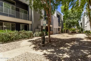 Photo #2: 6915240 Listing 