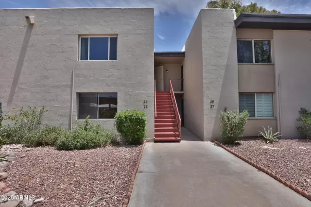 MLS: 6915248 Condo For Sale