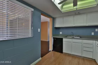 Photo #6: 6915248 Listing