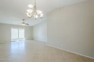 Photo #2: 6915371 Listing 