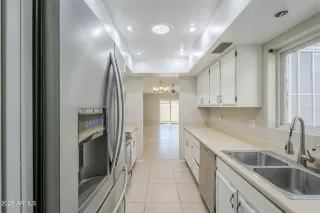 Photo #6: 6915371 Listing 