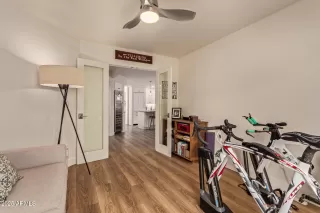 Photo #5: 6915494 Listing