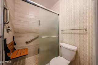 Photo #3: 6915541 Listing 