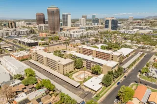 Photo #2: 6915591 Listing 