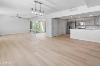 Photo #4: 6915591 Listing 