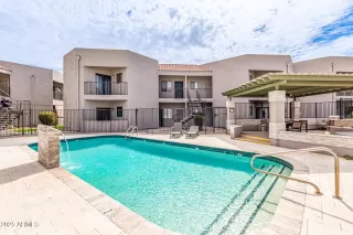 Photo #2: 6915766 Listing 