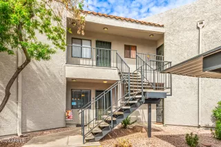 Photo #5: 6915766 Listing 