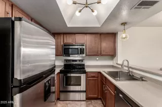 Photo #1: 6915778 Listing