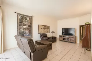 Photo #3: 6915820 Listing