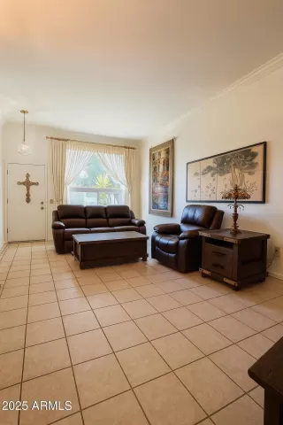 Photo #4: 6915820 Listing
