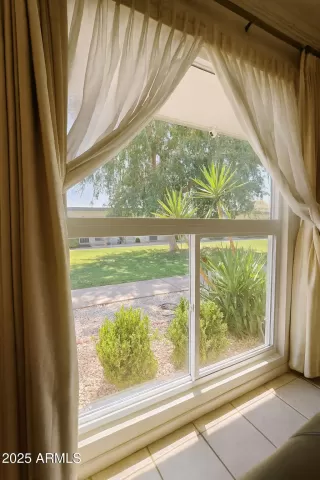 Photo #6: 6915820 Listing