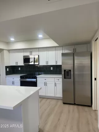 Photo #1: 6916087 Listing
