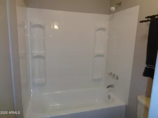 Photo #2: 6916142 Listing
