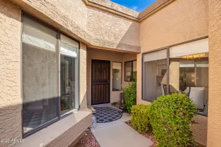 Photo #5: 6916149 Listing