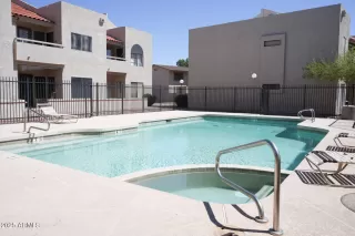 Photo #2: 6916153 Listing