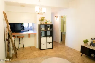 Photo #4: 6916153 Listing