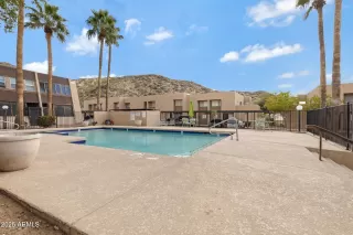 Photo #4: 6916211 Listing 