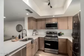 Photo #5: 6916211 Listing 